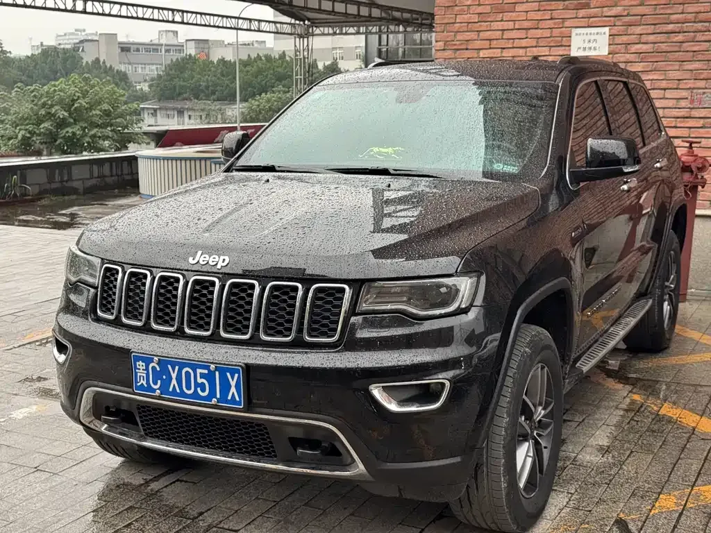 Jeep Grand Cherokee (Import) — фото 1