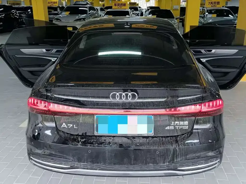 Audi A7L — фото 3