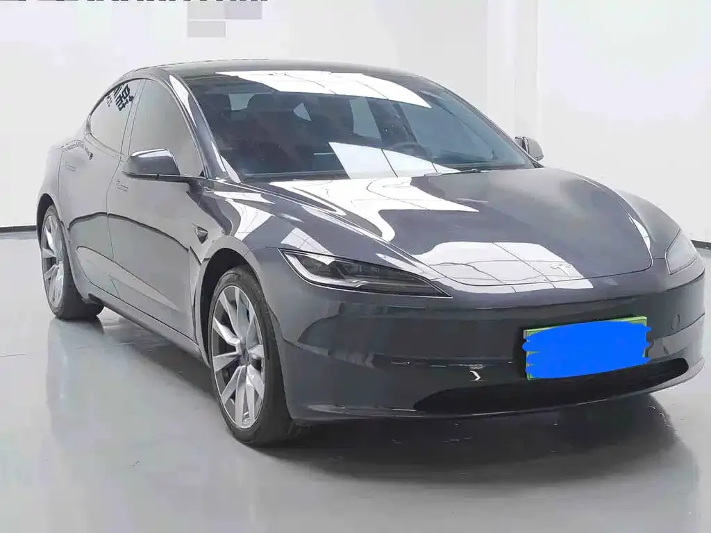 Tesla Model 3 — фото 8
