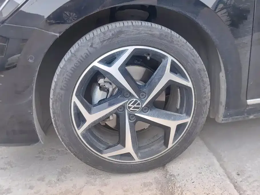 Volkswagen Passat — фото 2