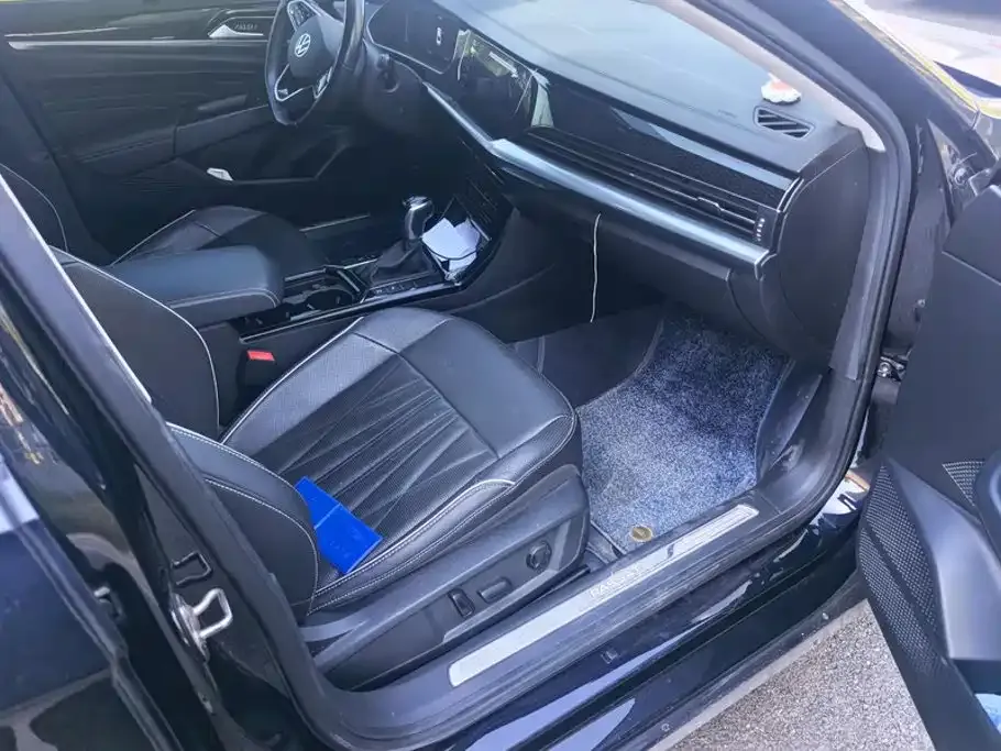 Volkswagen Passat — фото 5