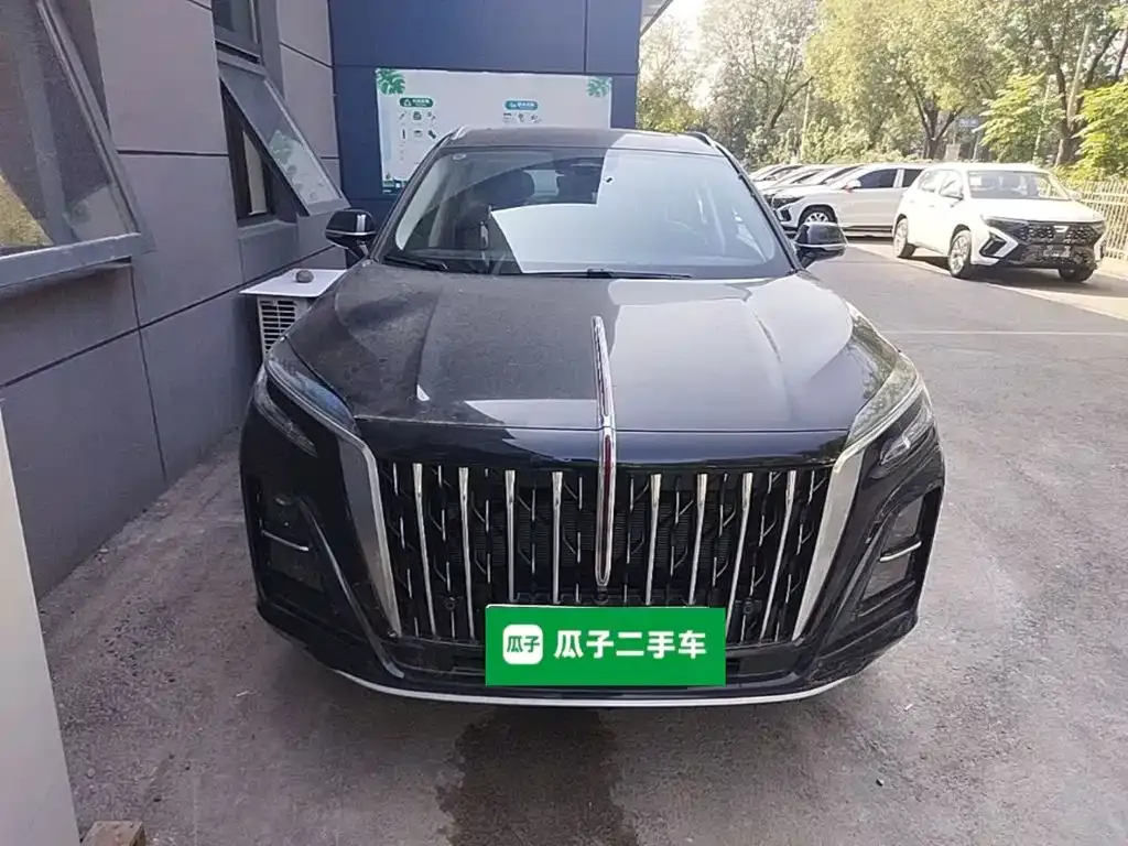 Hongqi HS3 PHEV — фото 2