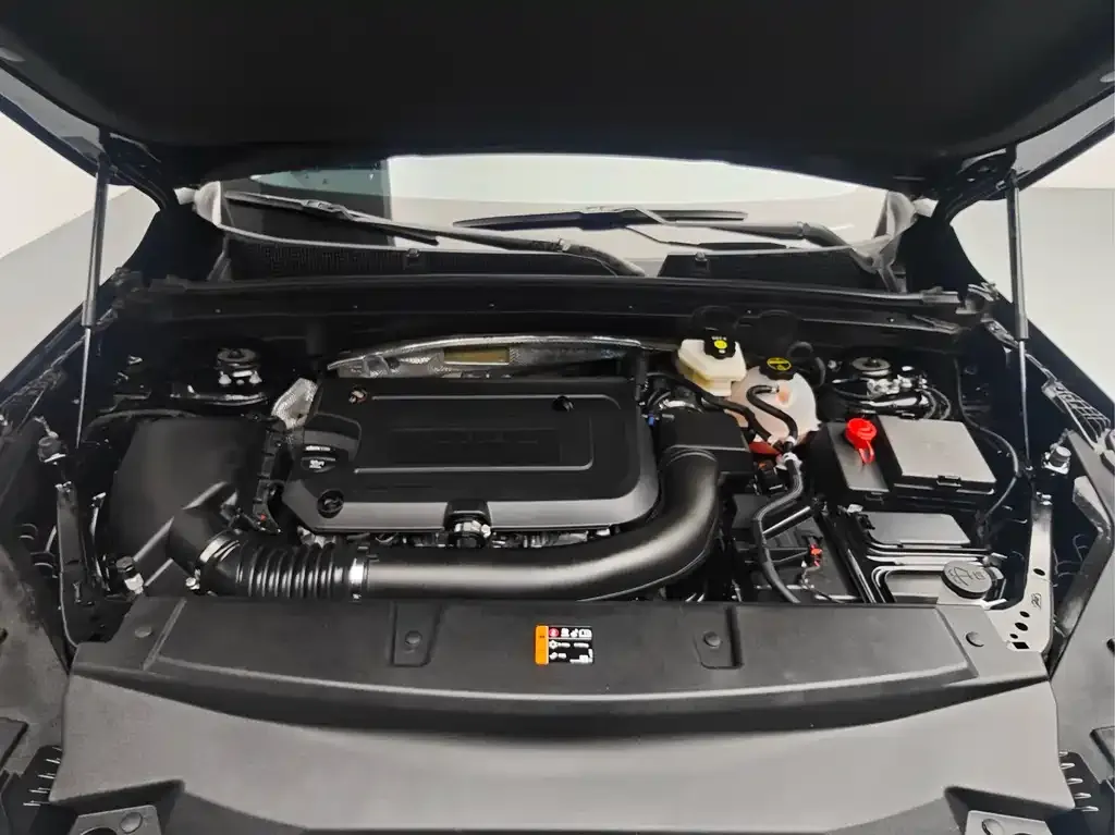 Buick Envision Plus — фото 8