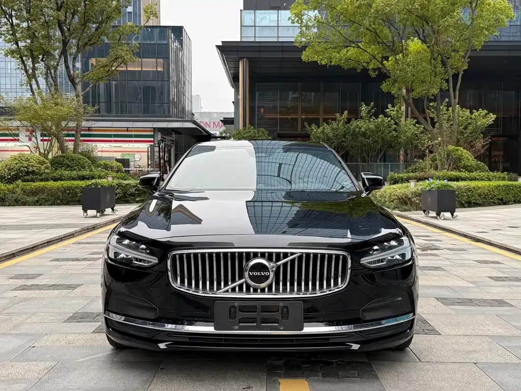 Volvo S90 — фото 7