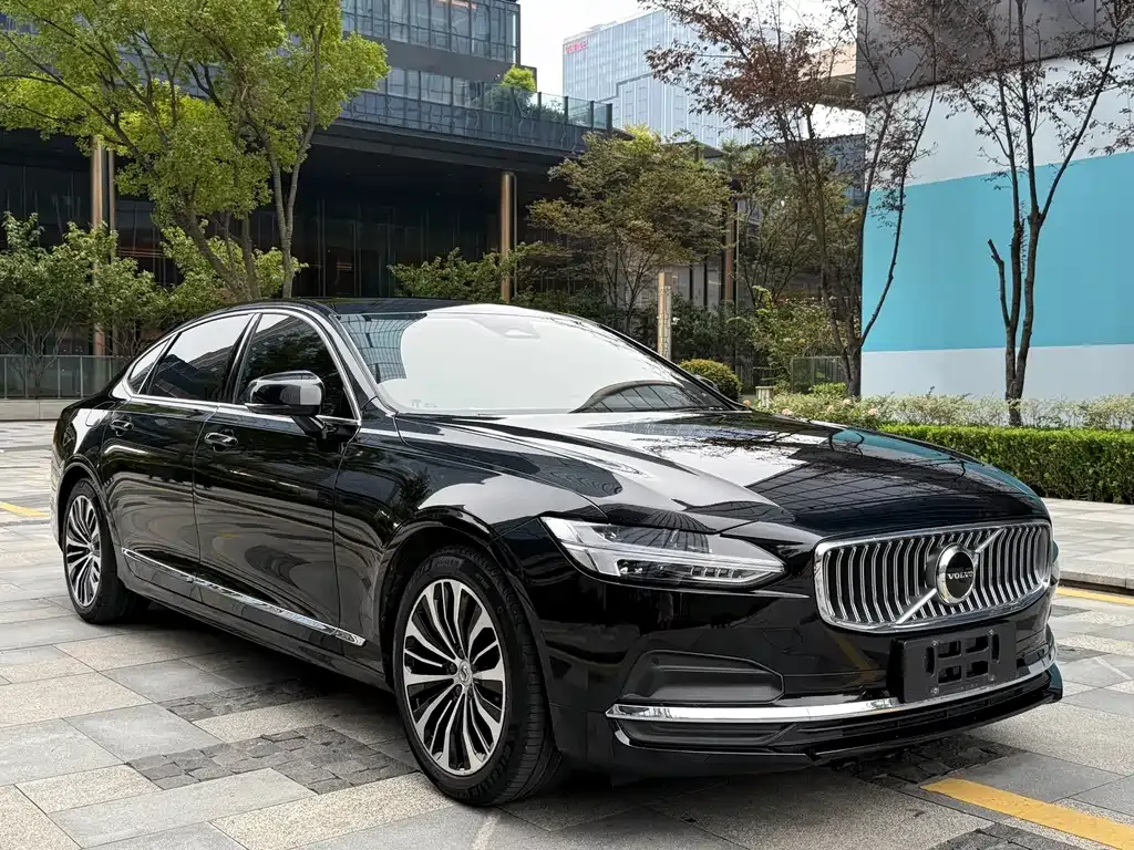 Volvo S90 — фото 5
