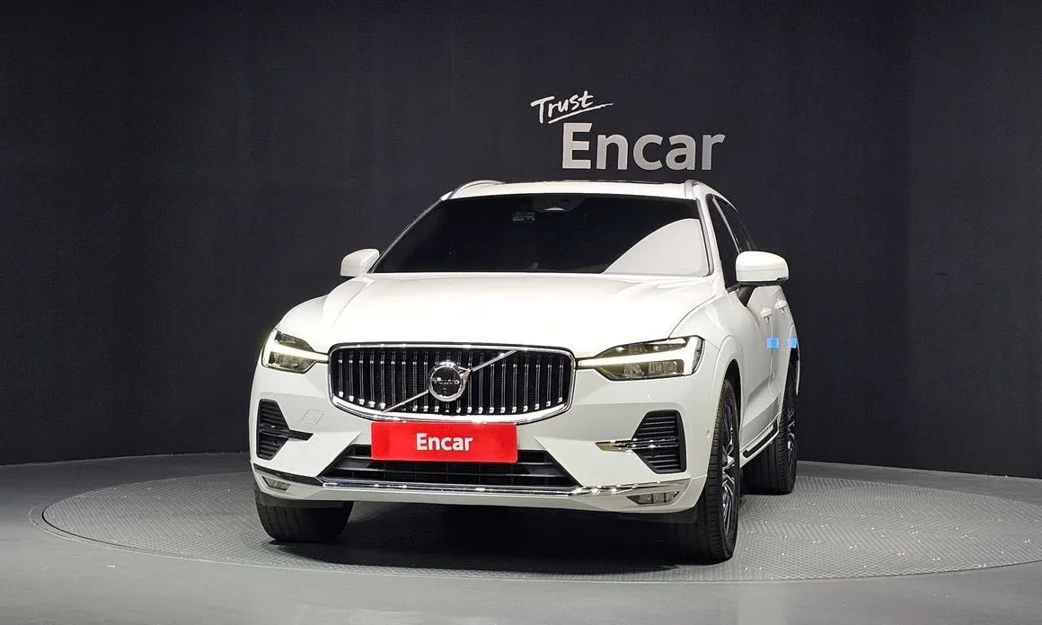 Volvo XC60 — фото 10