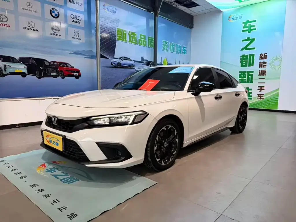 Honda Civic — фото 1