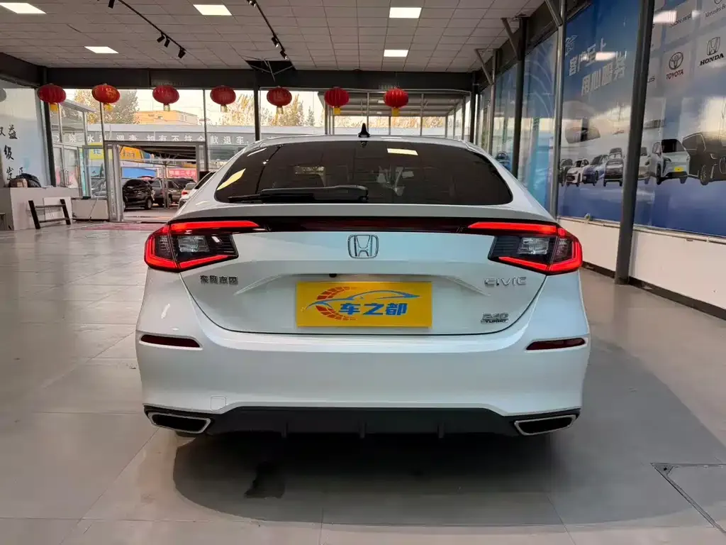 Honda Civic — фото 7