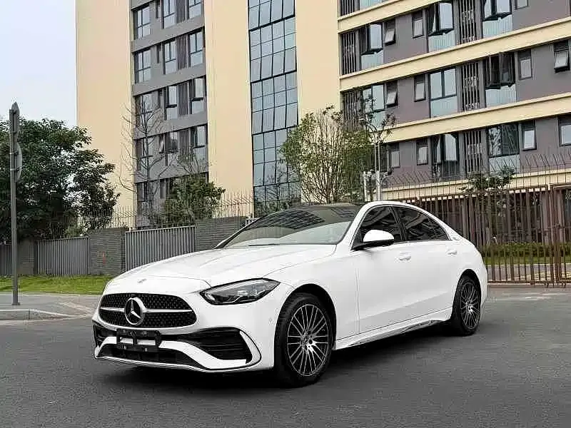 Mercedes-Benz C-Class — фото 1