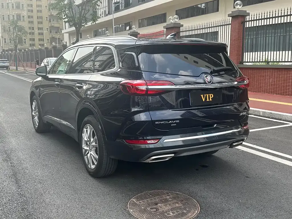 Buick Enclave — фото 3