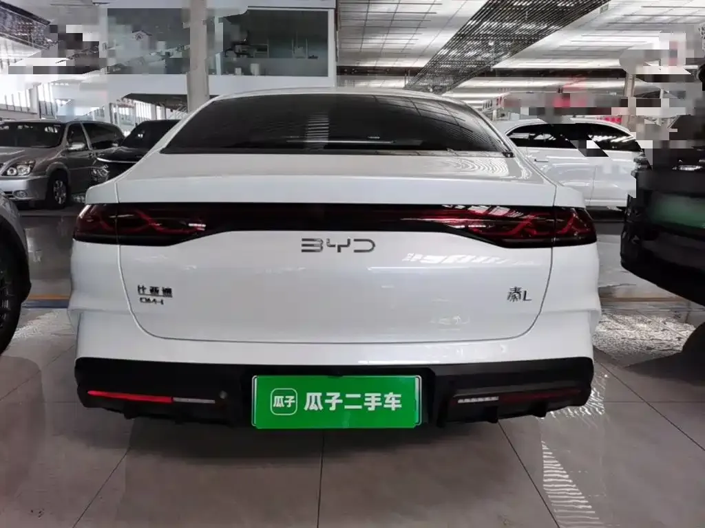BYD Qin L — фото 9