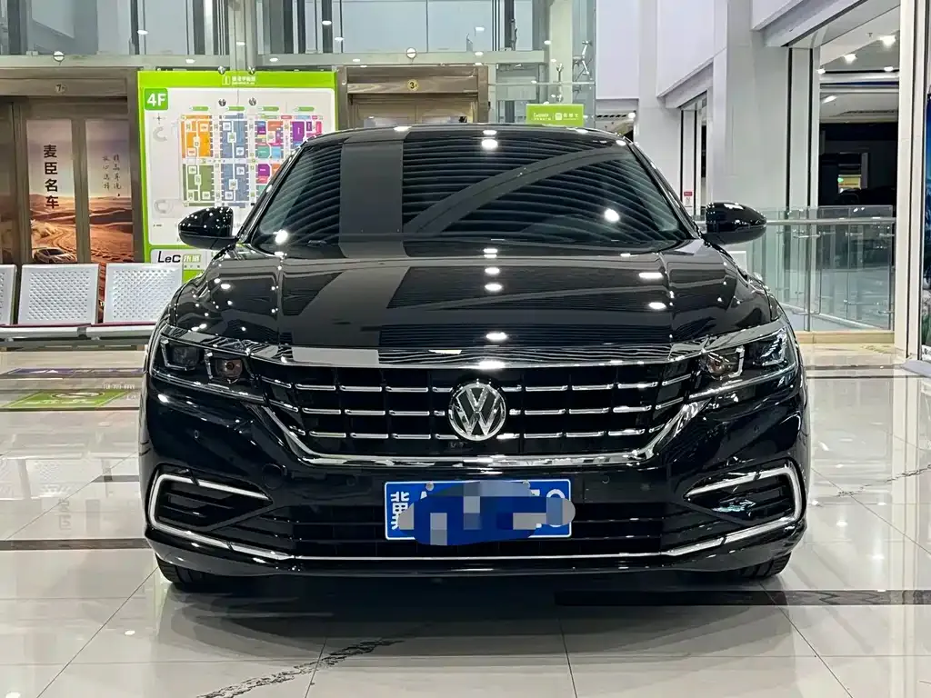 Volkswagen Passat — фото 9