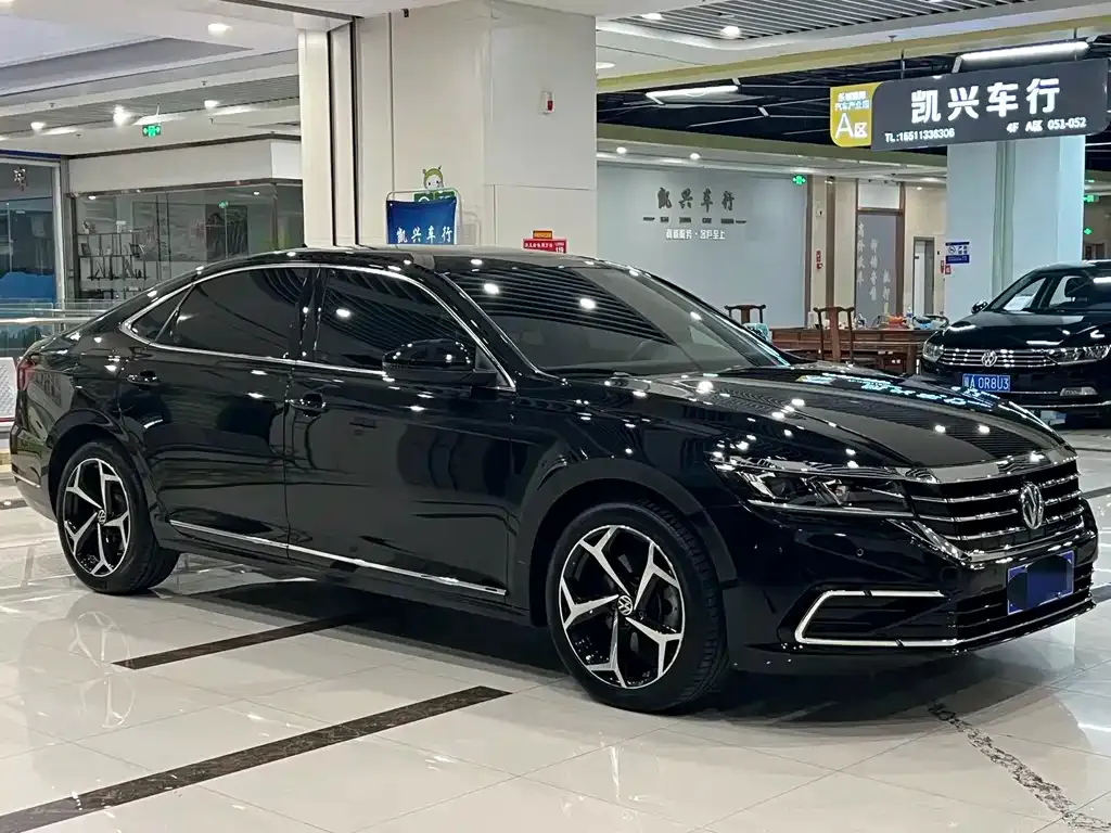 Volkswagen Passat — фото 5