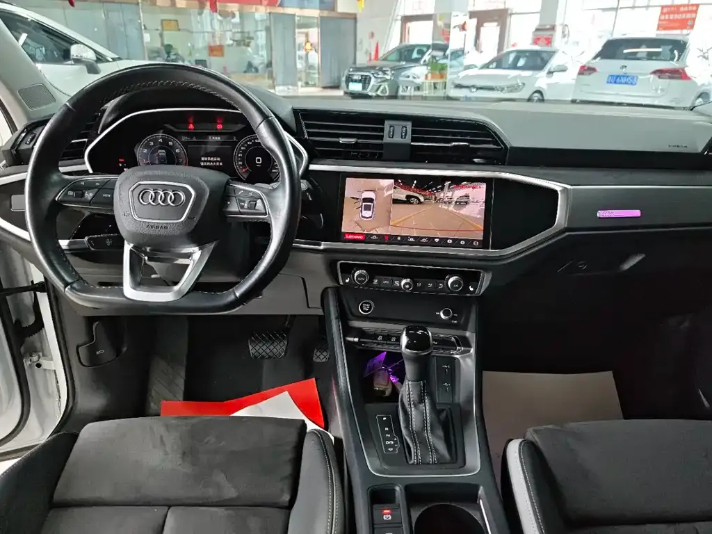 Audi Q3 — фото 2