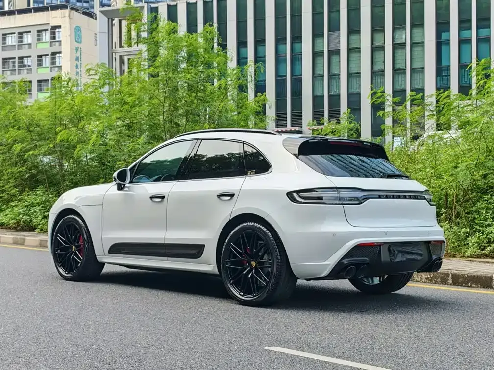Porsche Macan — фото 10