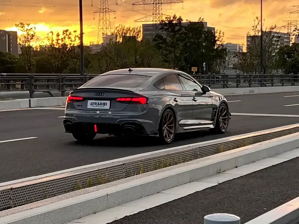 Audi RS 5 — фото 3