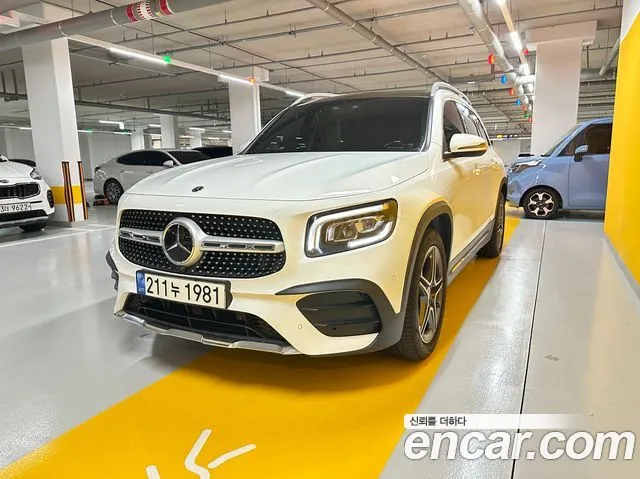 Mercedes-Benz GLB-Class — фото 8