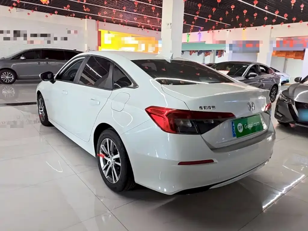 Honda Civic — фото 10