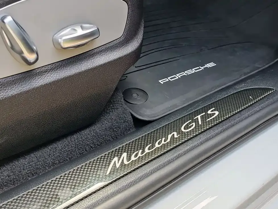 Porsche Macan — фото 6
