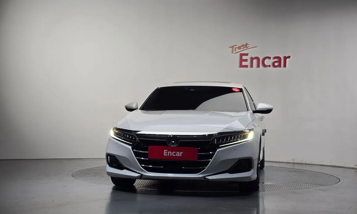 Honda Accord — фото 6