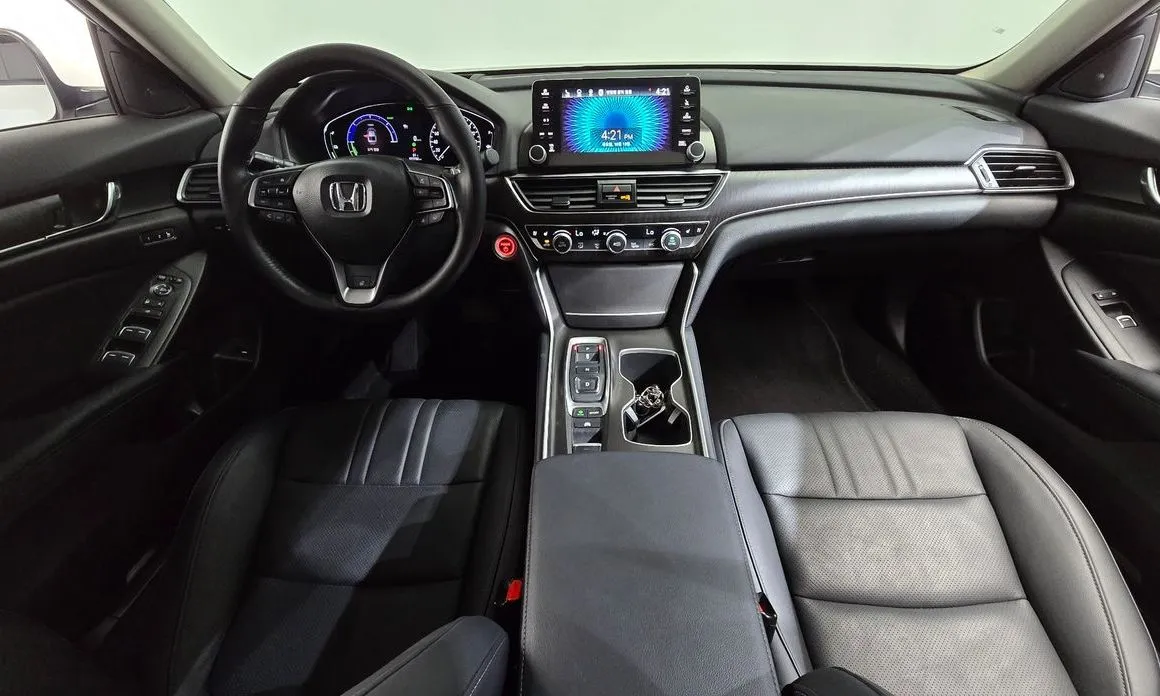 Honda Accord — фото 9