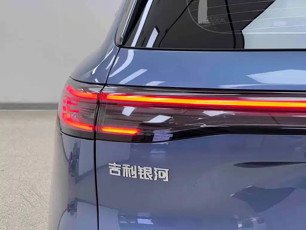 Geely Galaxy Xingjian 7 — фото 2