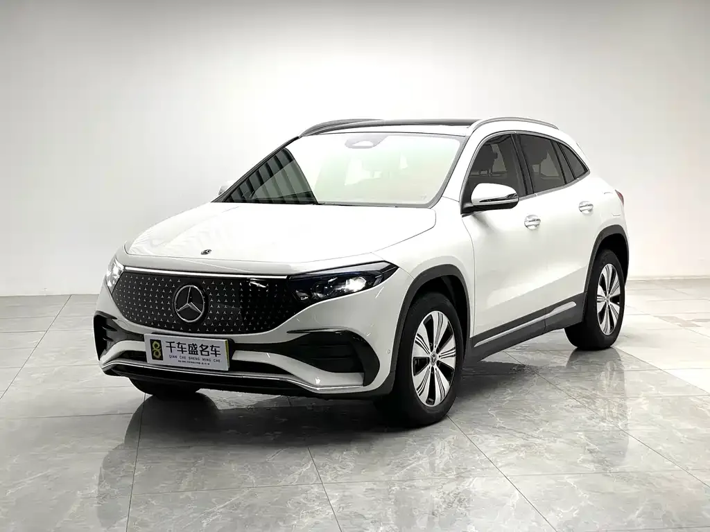 Mercedes-Benz EQA — фото 1