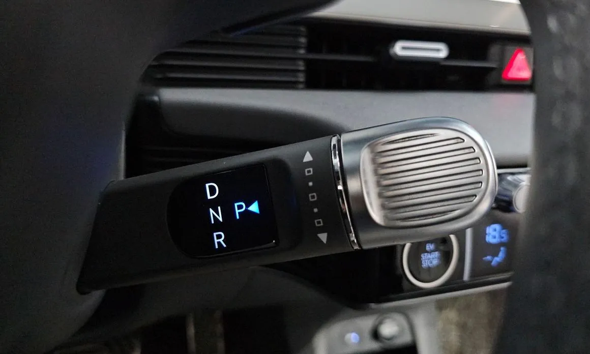 Hyundai Ioniq5 — фото 2