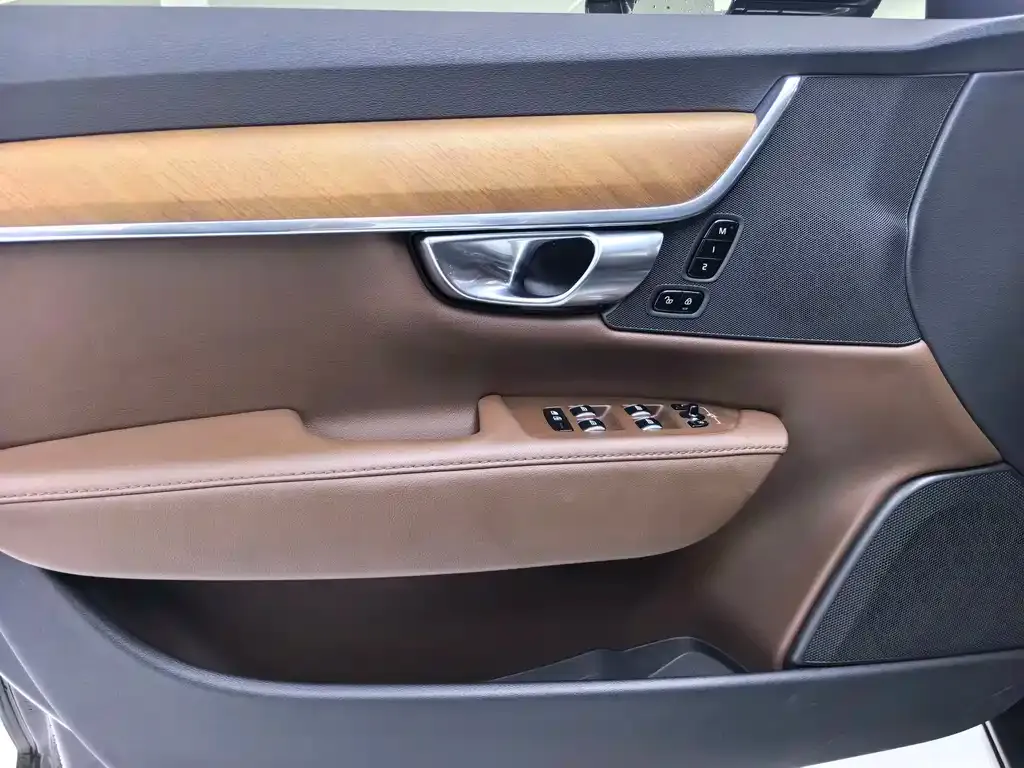 Volvo S90 — фото 6