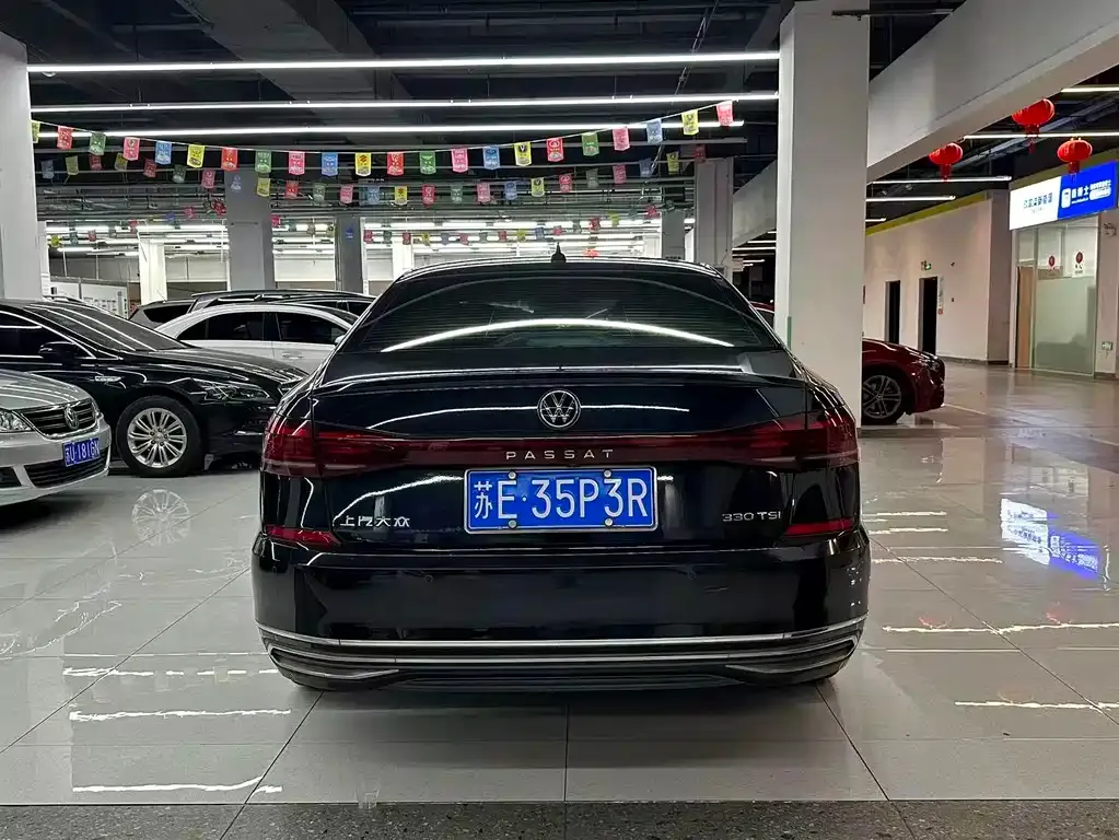 Volkswagen Passat — фото 2
