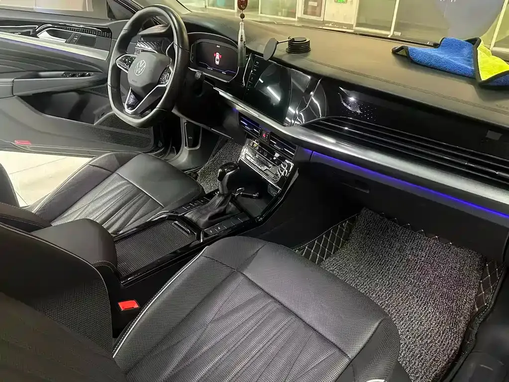 Volkswagen Passat — фото 3