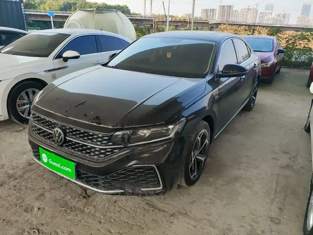 Volkswagen Passat — фото 2