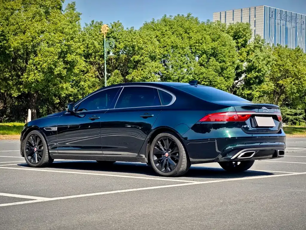 Jaguar XFL — фото 7
