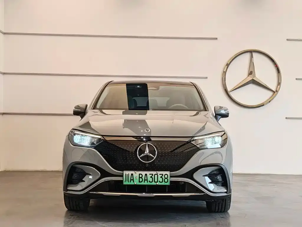 Mercedes-Benz EQE SUV — фото 2