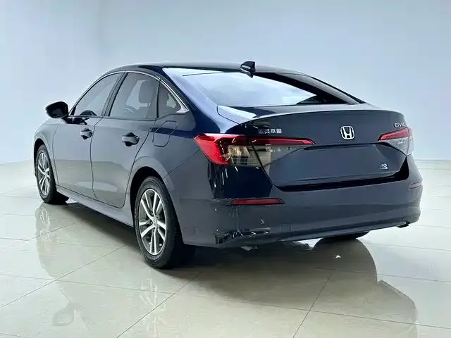 Honda Civic — фото 9