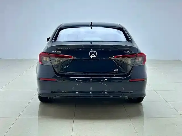 Honda Civic — фото 5