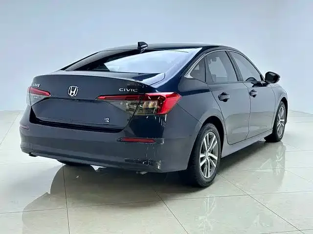 Honda Civic — фото 8