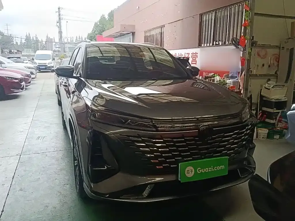 Changan CS75 PLUS — фото 8