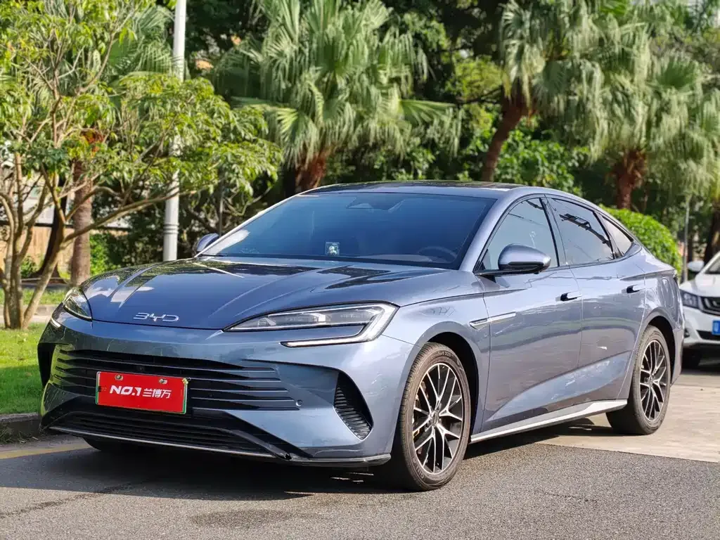 BYD Seal — фото 1