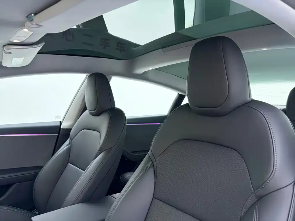 Tesla Model 3 — фото 3