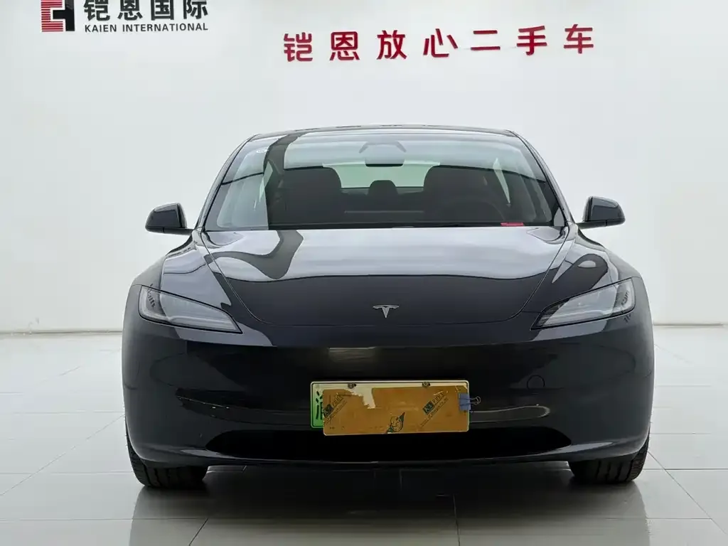 Tesla Model 3 — фото 2