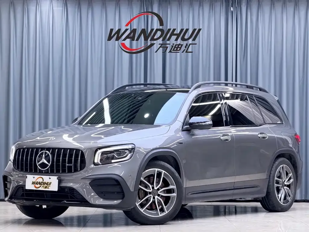 Mercedes-Benz GLB AMG — фото 1