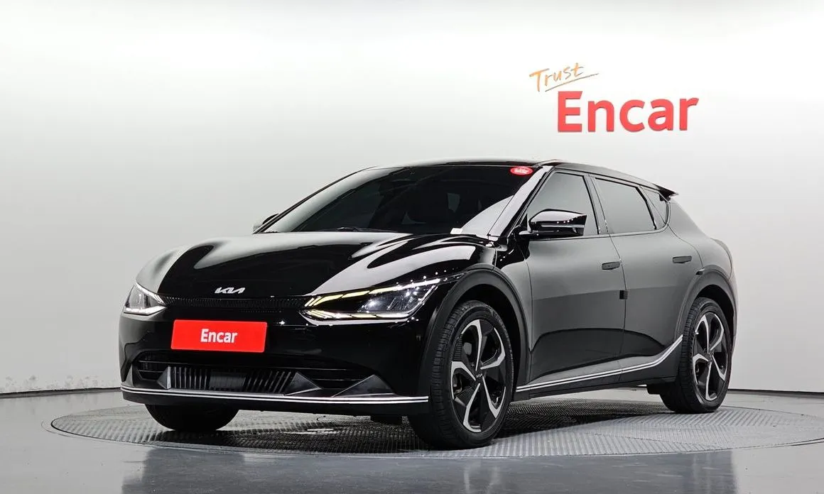 Kia EV6 — фото 1