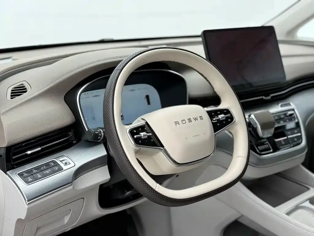 Roewe iMAX8 New Energy — фото 10