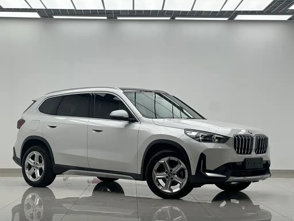 BMW X1 — фото 3