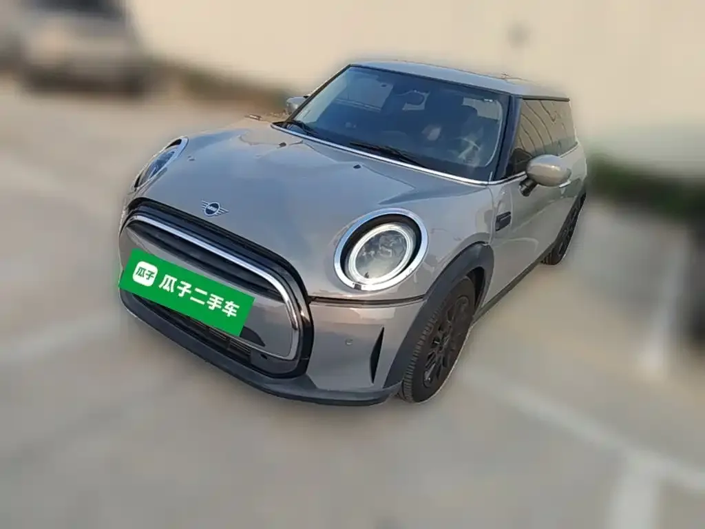 MINI Cooper (3-door) — фото 1