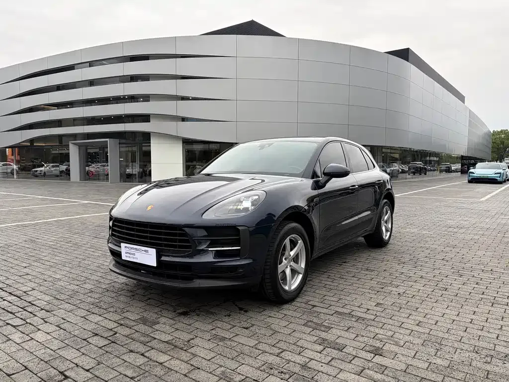 Porsche Macan — фото 1