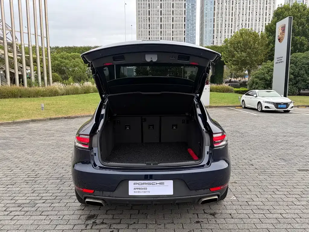 Porsche Macan — фото 8