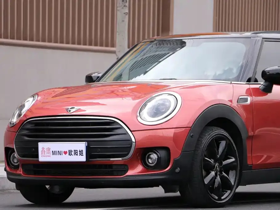 MINI Clubman — фото 7