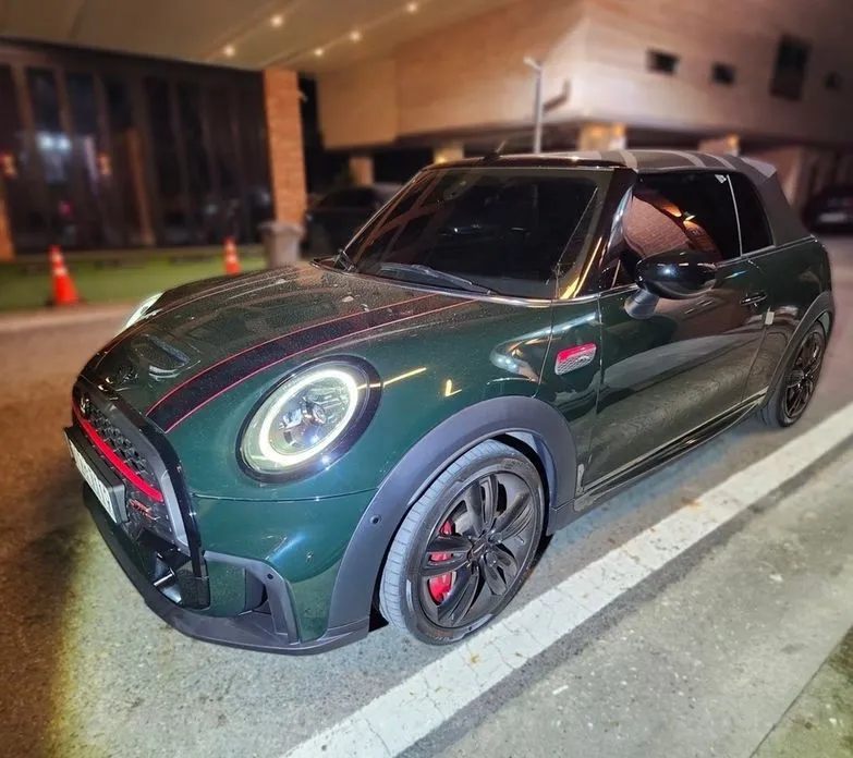 Mini Cooper Convertible — фото 1